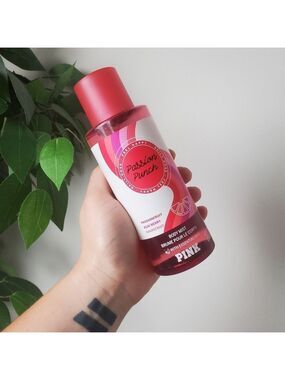 Victoria's Secret PINK Passion Punch 8.4 oz